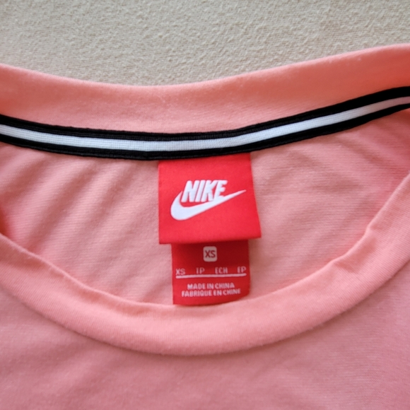NIKE SHIRT - Picture 3 of 3